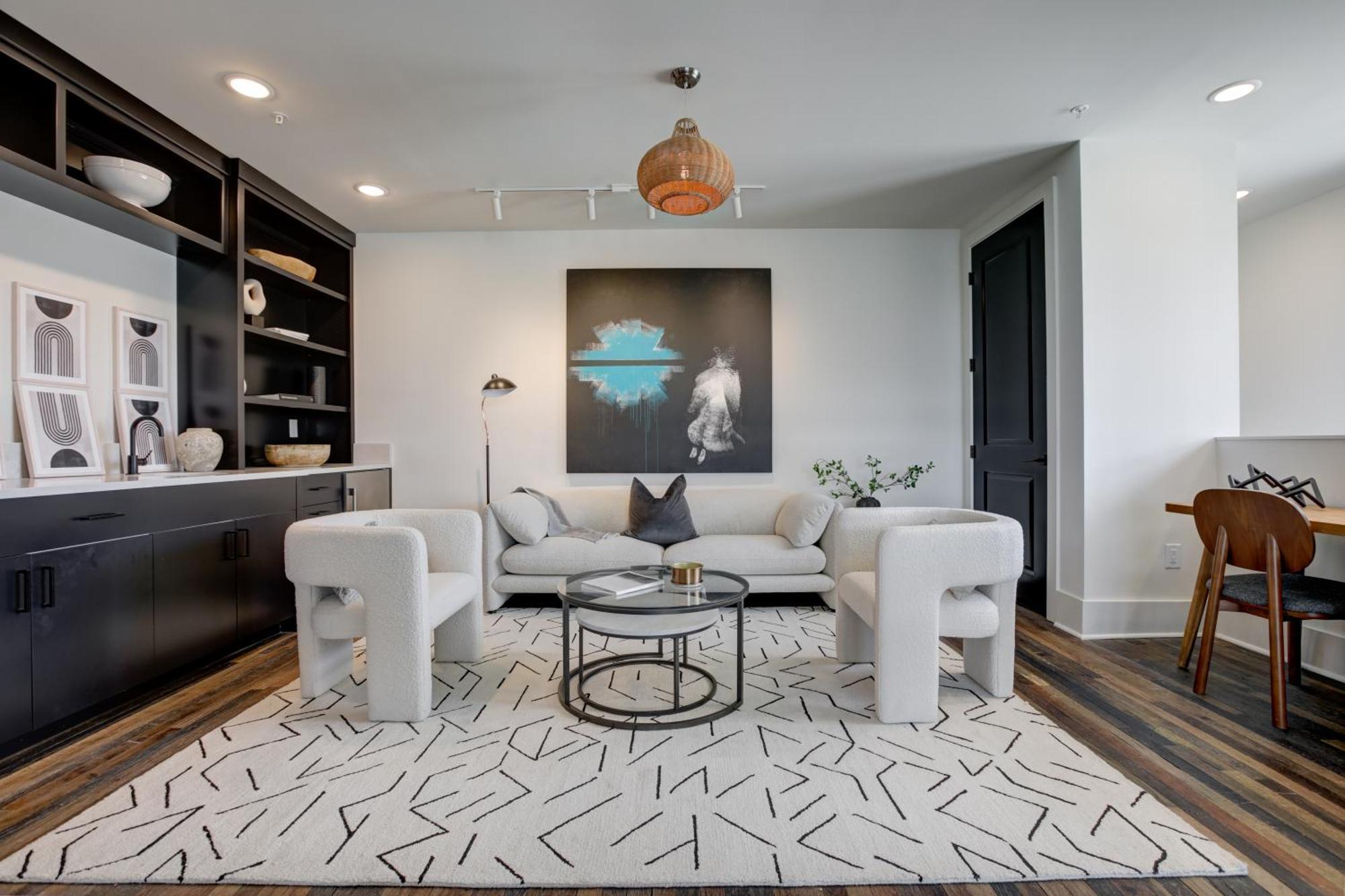 Entire Floor Penthouse Loft, Sleeps 20 * Atlanta